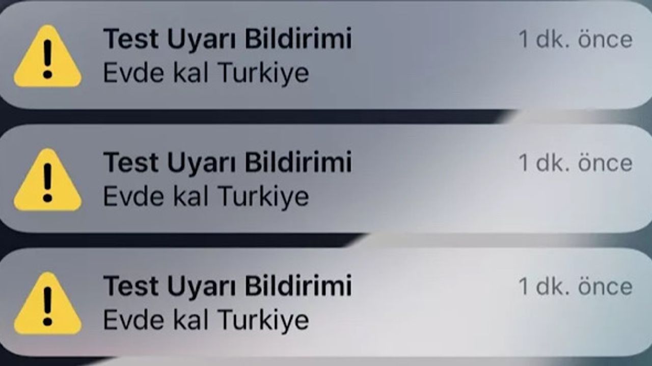 iPhone kullanıcılarına gönderilen 'Evde Kal Türkiye' acil durum uyarısı tepki topladı