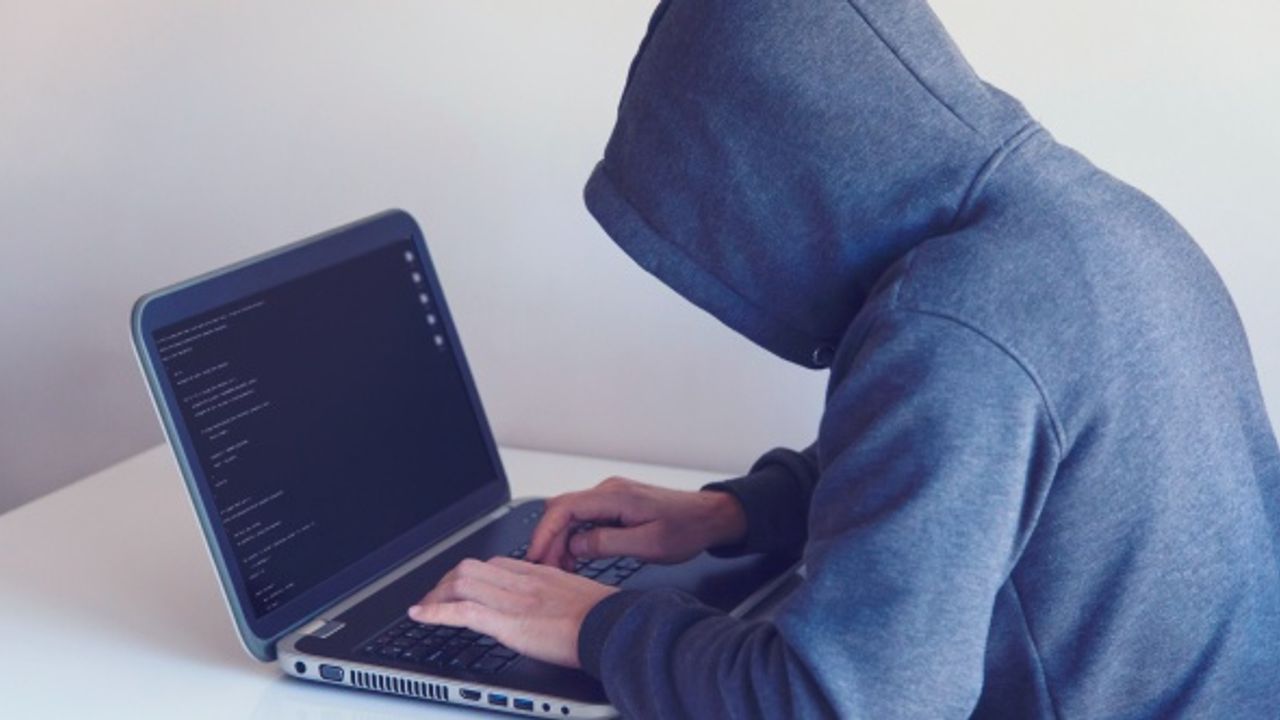 400 Rus casus sınır dışı edildi