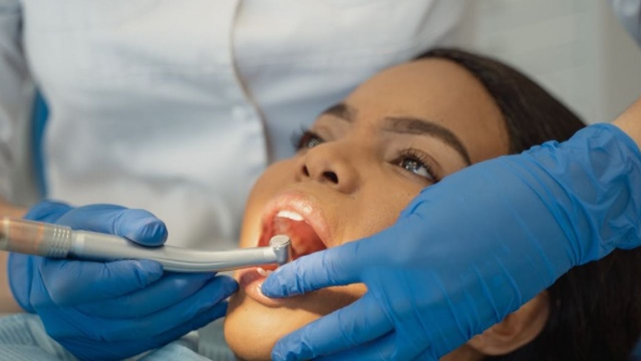 Türkiye'de ucuz diş tedavisinin bedeli ağır oldu