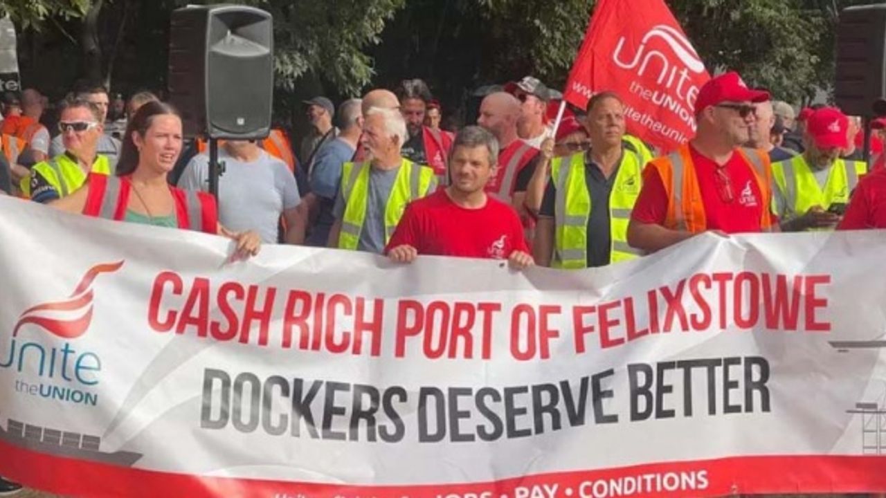 İngiltere'de grev dalgası yayılıyor