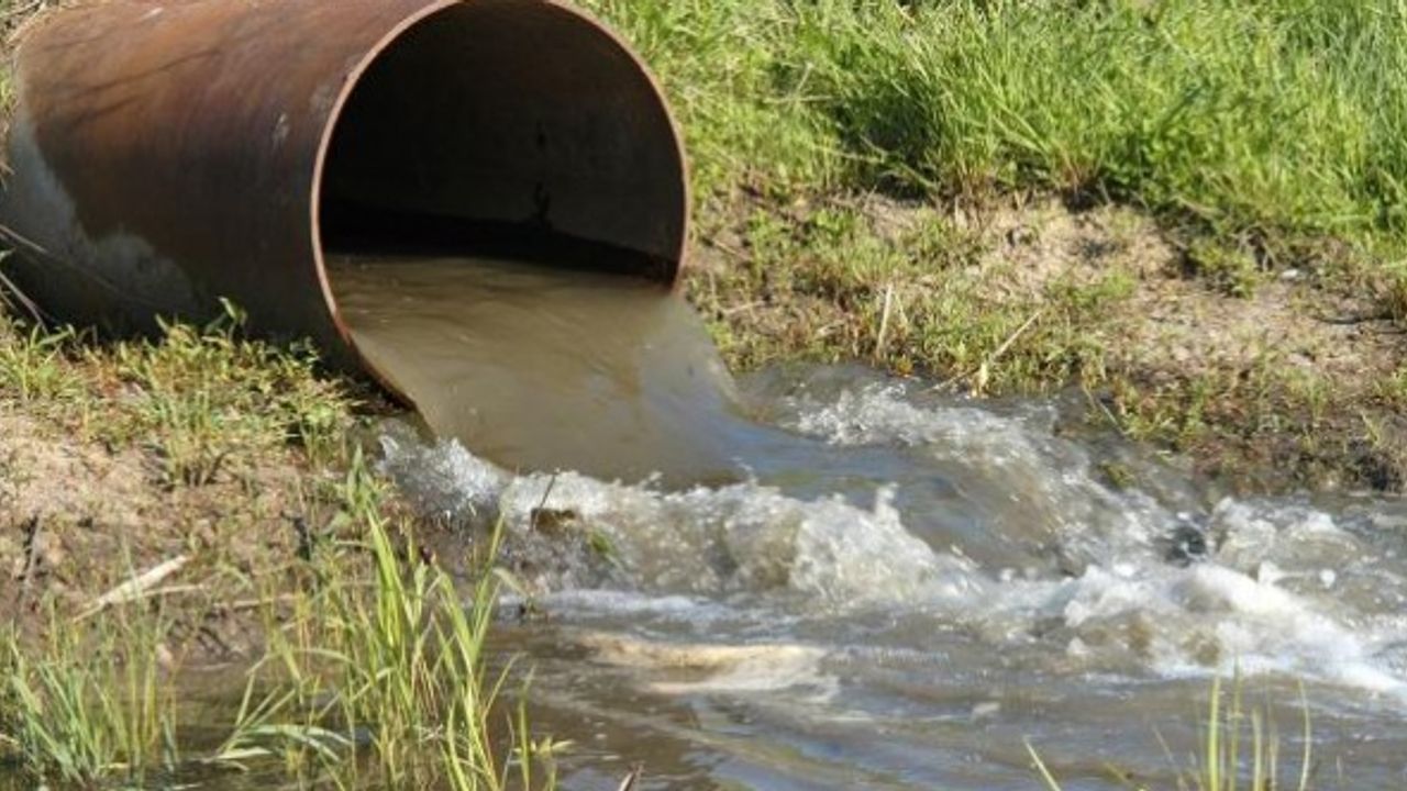 İngiltere ile Fransa arasında kanalizasyon gerilimi