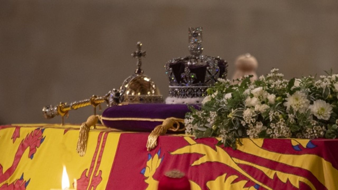 Cenaze törenine kimler davet edilmedi?