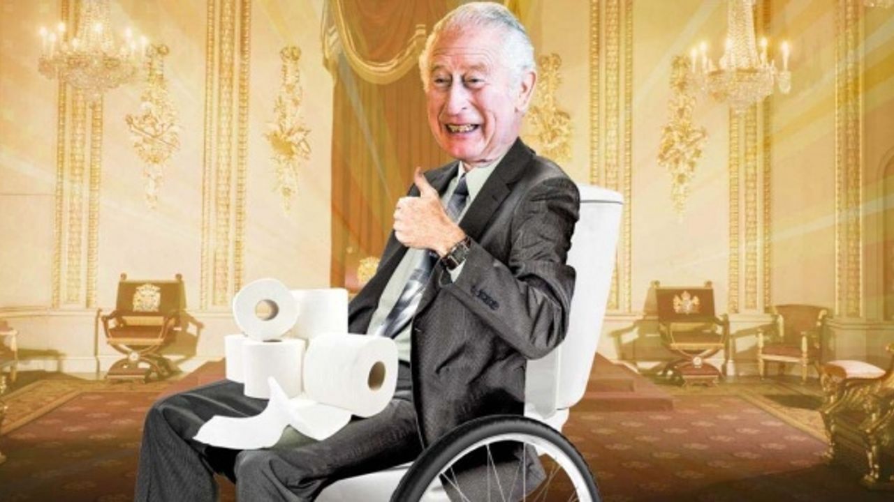 Gittiği her yere klozet kapağı götürüyor