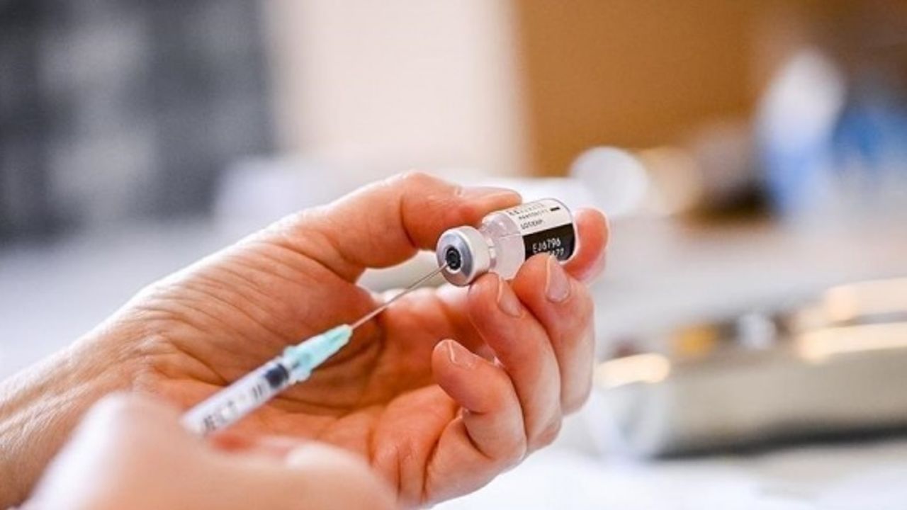 İngiltere'de hatırlatma dozu başlıyor