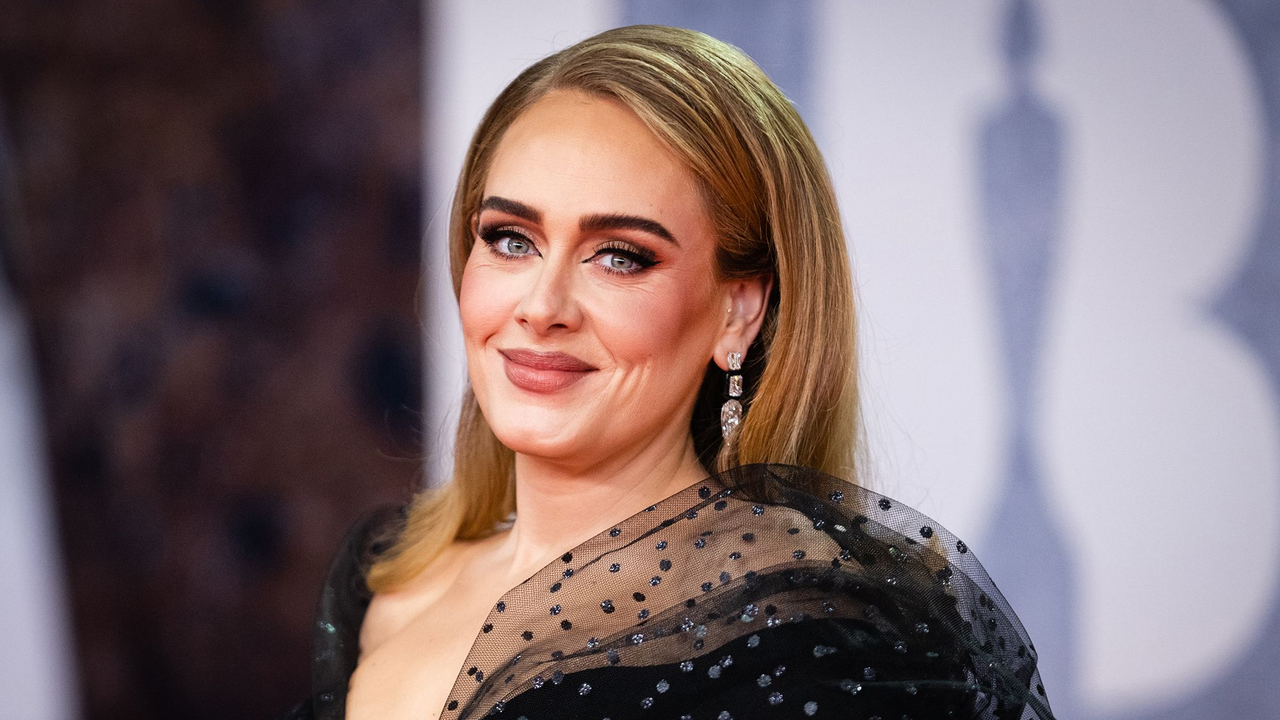 Şarkıcı Adele'den terapi itirafı