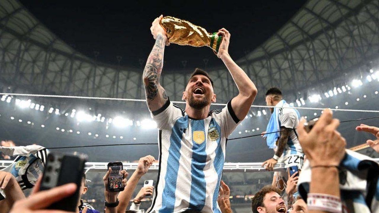 Lionel Messi'nin kupa fotoğrafı rekor kırdı