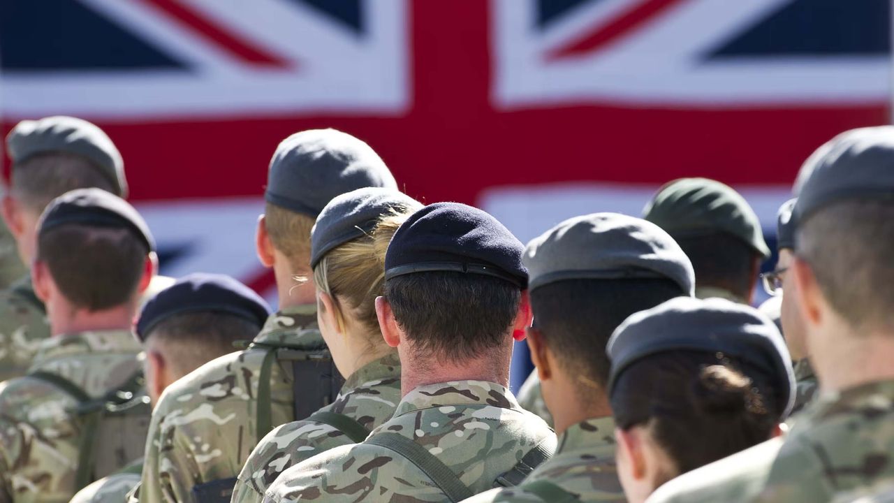 İngiltere'de "şişman asker" krizi