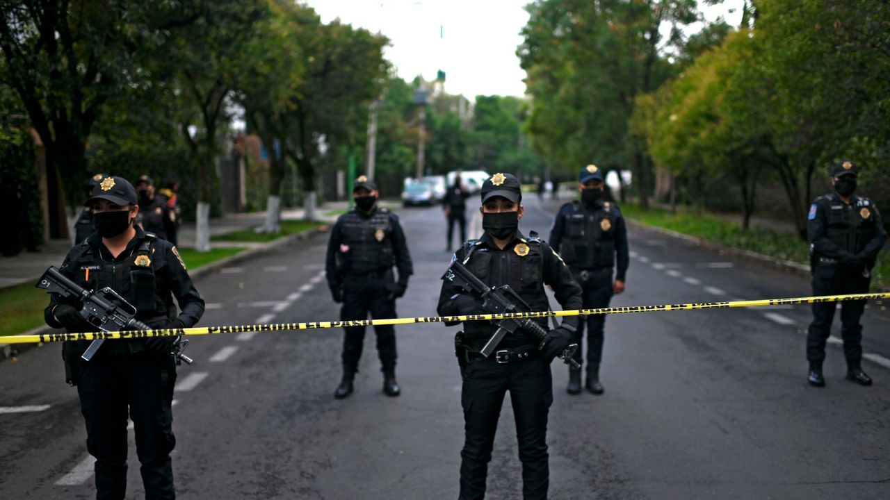 Meksika'da halk belediye başkanını kaçırdı