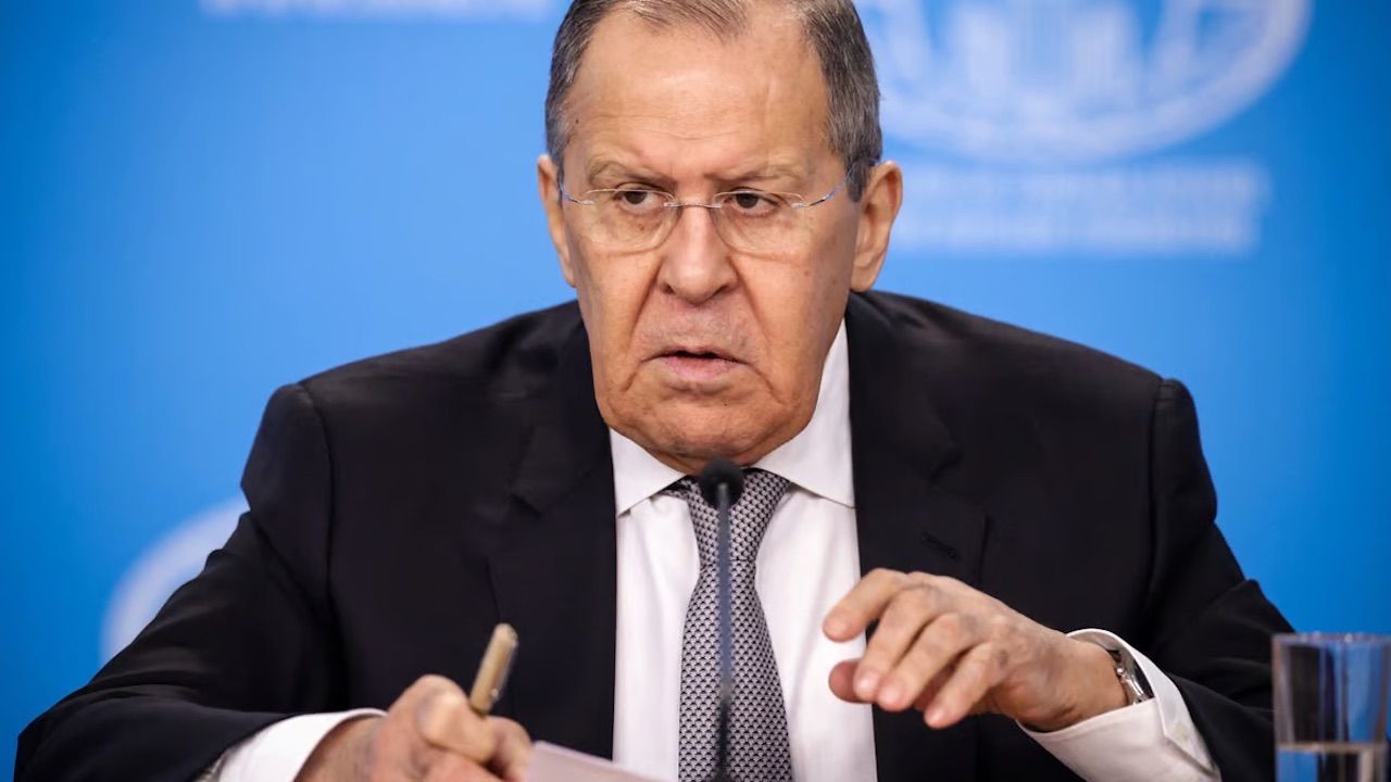Lavrov: Avrupa'ya tavrımız sertleşebilir