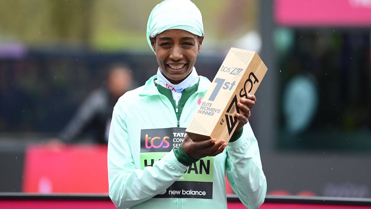 Londra Maratonu: Kelvin Kiptum ve Sifan Hassan galip geldi
