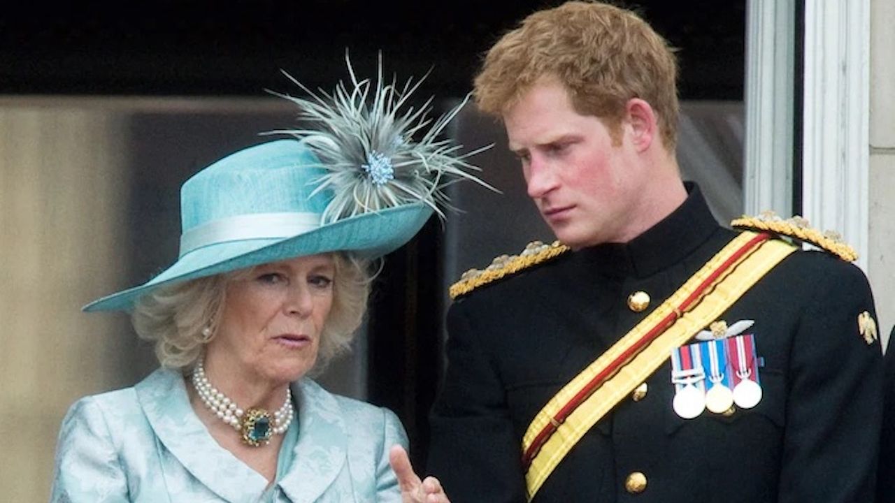 Camilla'nın eski kocası "baş köşede": Harry'e üvey evlat muamelesi
