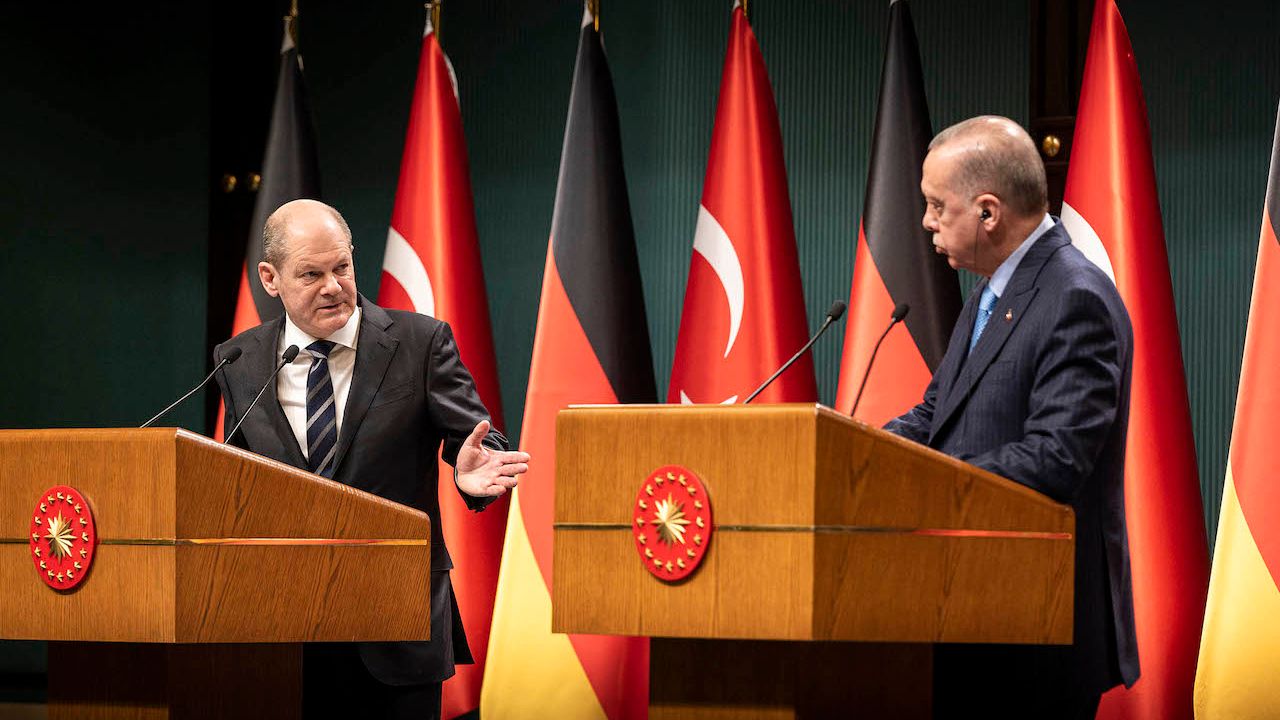 Scholz, Erdoğan'ı Berlin'e davet etti