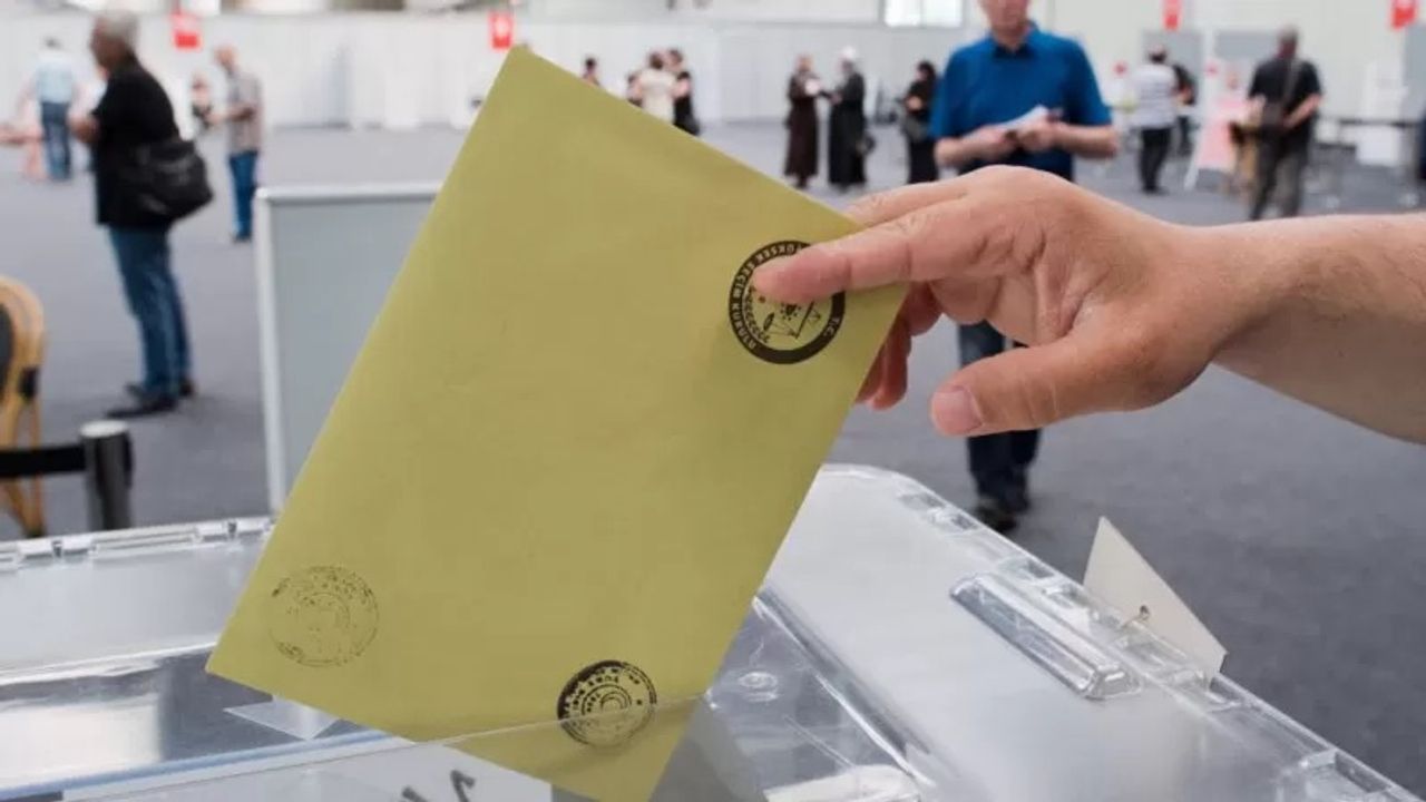 Yurt dışında oy kullananların sayısı 1 milyon 763 bini aştı
