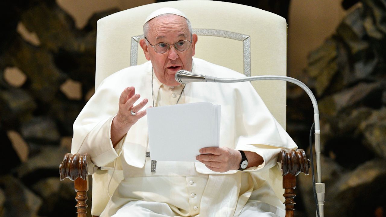 Papa Francesco’dan Kuran yakılmasına tepki: Öfke ve tiksinti duyuyorum