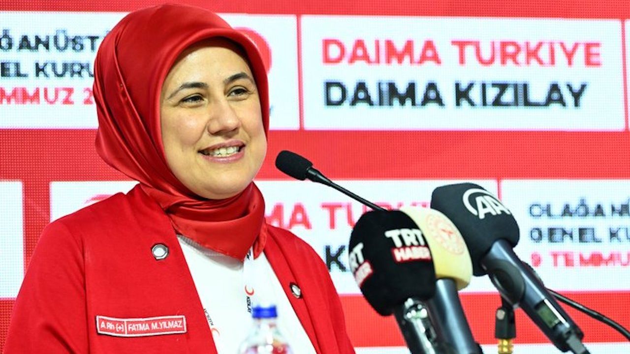 Kızılay'ın ilk kadın başkanı Prof. Dr. Fatma Meriç Yılmaz oldu