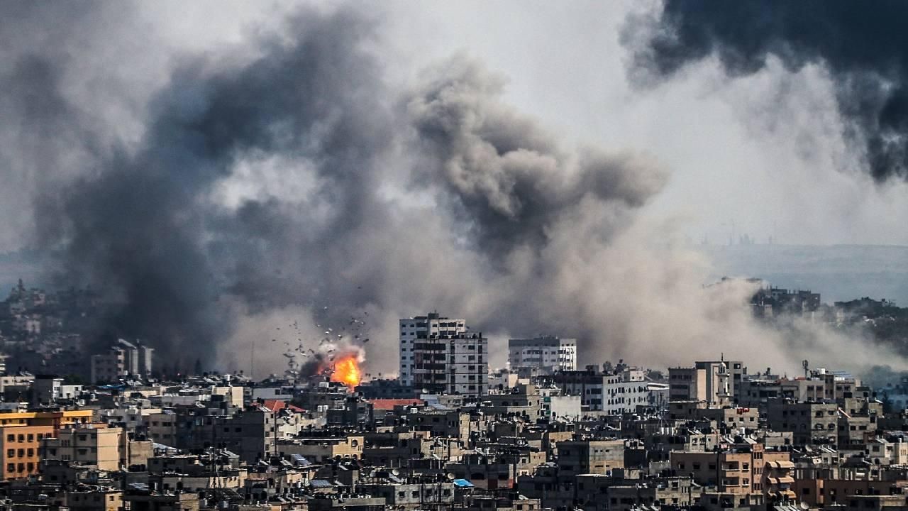 Gazze: Hastane saldırısına uluslararası tepkiler