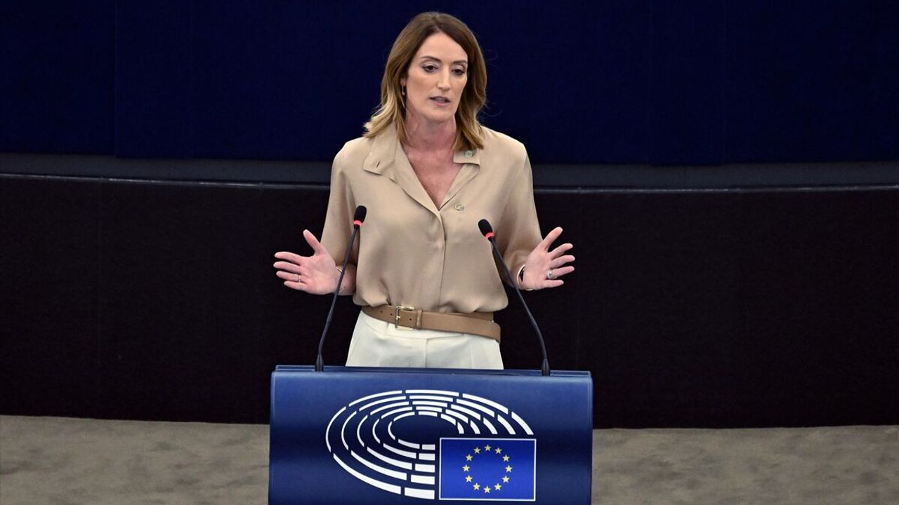 AP Başkanı adayı Montero: "Avrupa, soykırım yapan İsrail'in suç ortağı olmaya devam edemez"