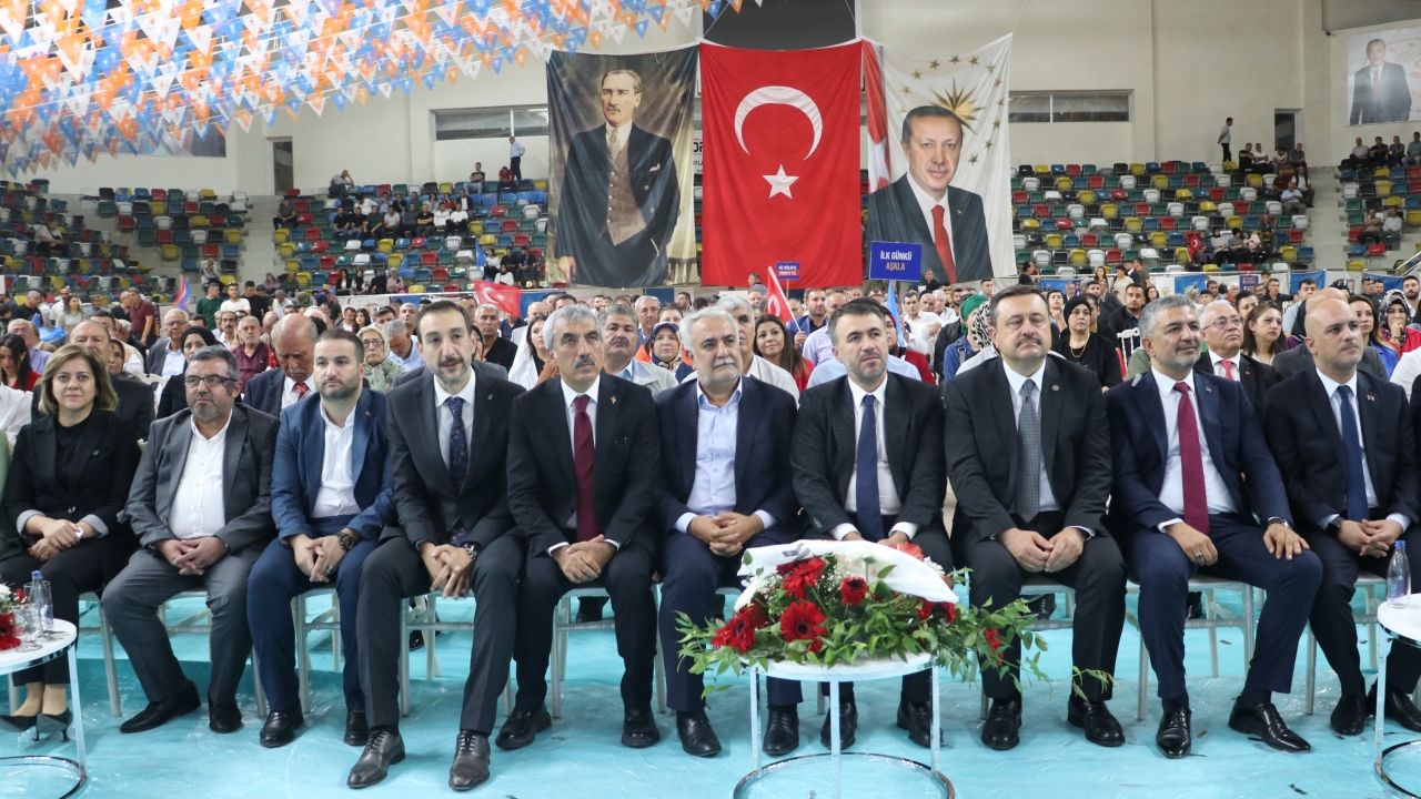 AK Parti Genel Başkan Yardımcısı Kandemir Kilis'te konuştu: