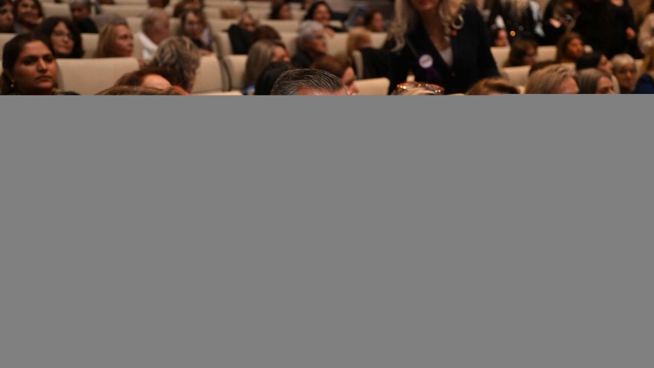 CHP Genel Başkanı Özel "Çare Eşitlikte Çalıştayı"nın kapanışında konuştu: