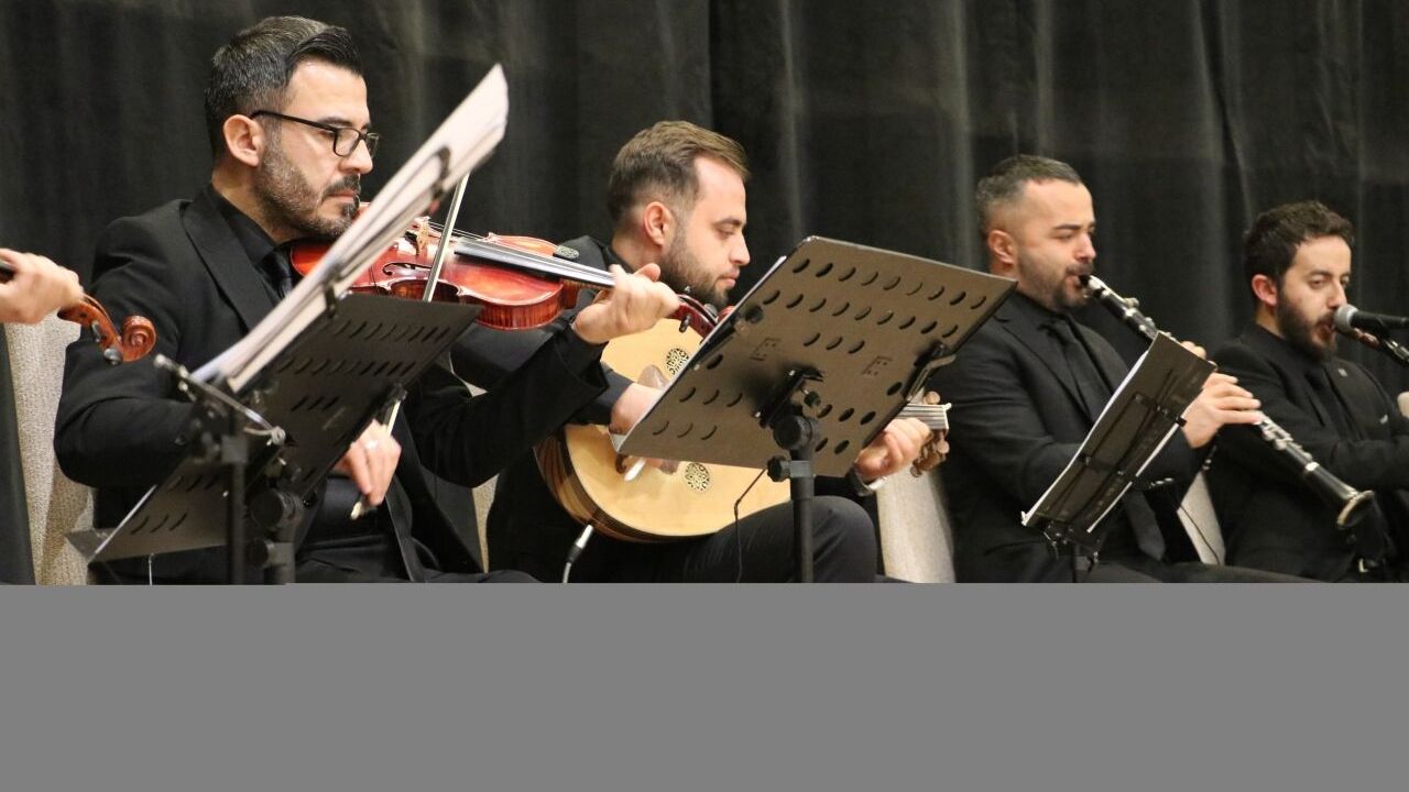 Kilis'te Türk Halk Müziği konseri düzenlendi