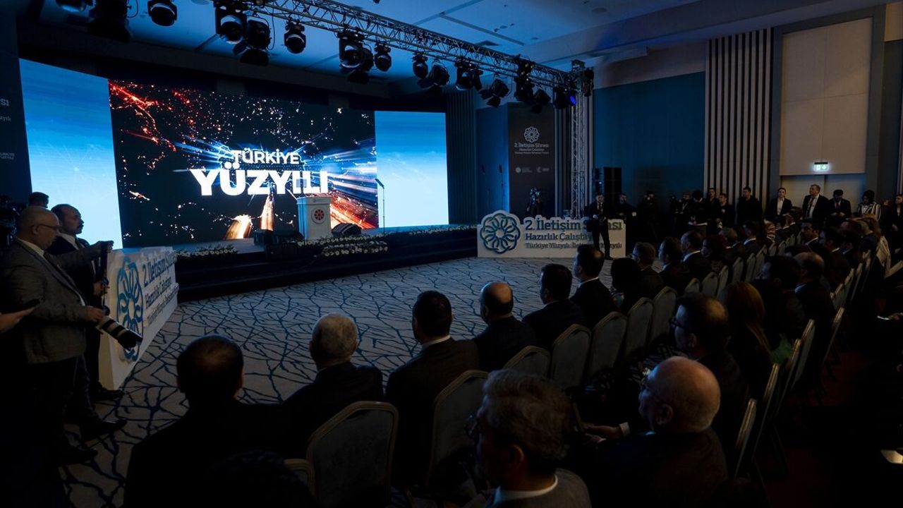 Cumhurbaşkanlığı İletişim Başkanı Altun "2. İletişim Şurası Hazırlık Çalıştayı"nda konuştu: