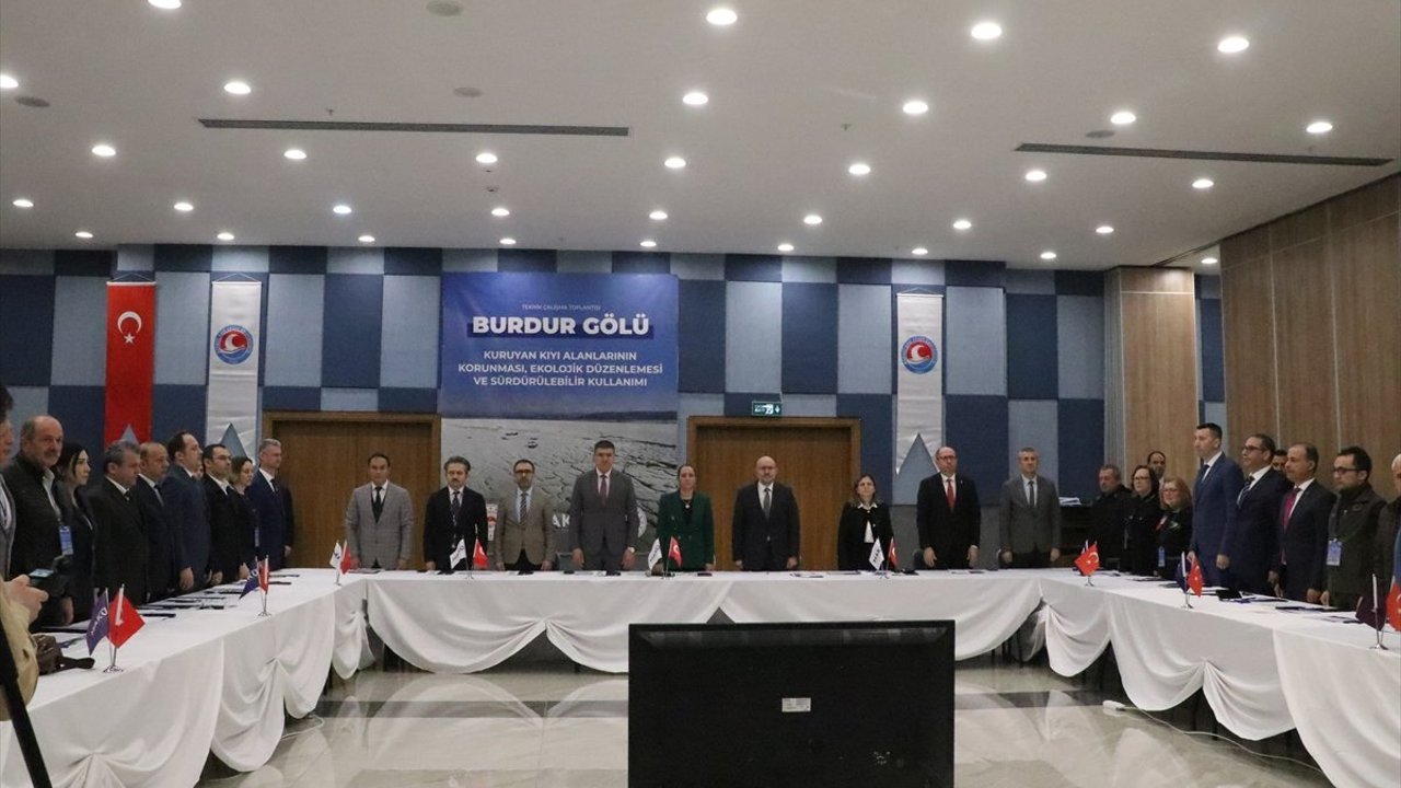 Burdur'da, "Burdur Gölü Kuruyan Kıyı Alanlarının Korunması" çalıştayı düzenlendi