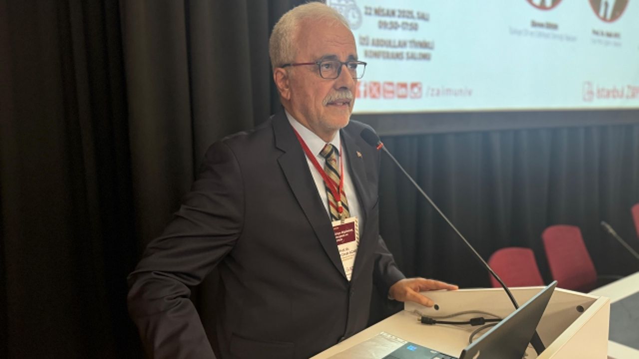 "Türkçe Düşünmek, Konuşmak ve Yazmak" çalıştayı İstanbul'da başladı