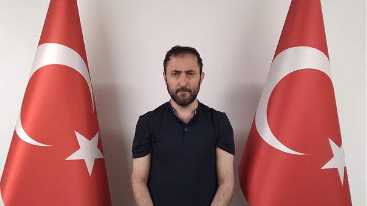 MİT ile Pakistan istihbarat teşkilatı ISI'nın ortak operasyonunda, turuncu kategoride aranan DEAŞ'ın sözde sorumlularından Özgür Altun, Pakistan-Afganistan sınırında yakalandı