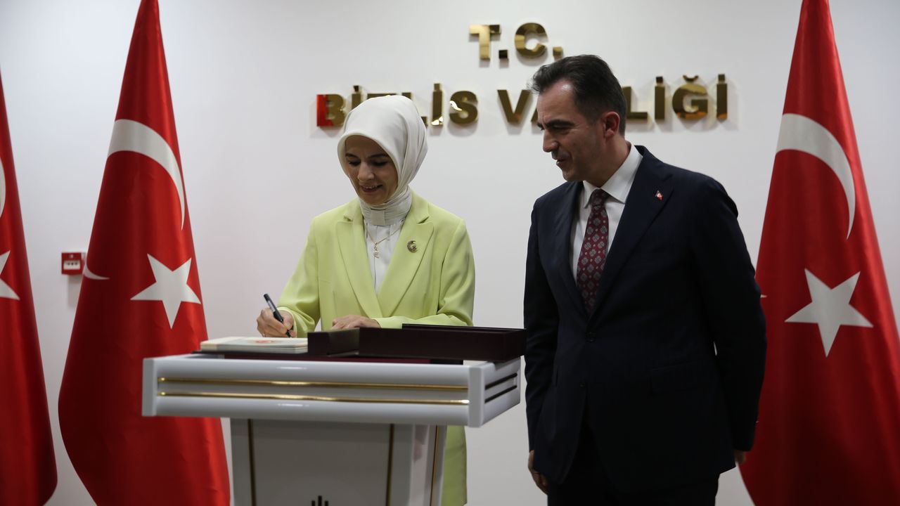 Aile ve Sosyal Hizmetler Bakanı Göktaş, Bitlis'te konuştu: