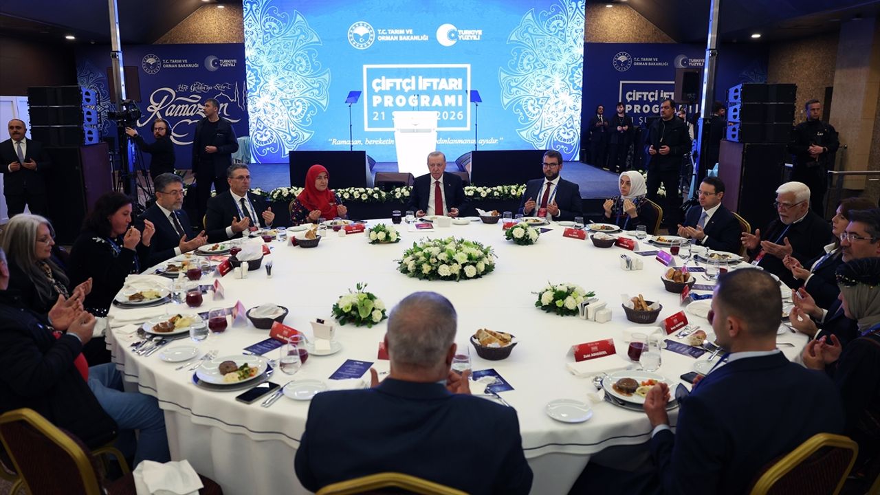 Cumhurbaşkanı Erdoğan: 'Tıpkı organize sanayi bölgeleri gibi organize tarım bölgesi yatırımlarına da son sürat devam ediyoruz. 14 organize tarım bölgesinde üretime başladık.'