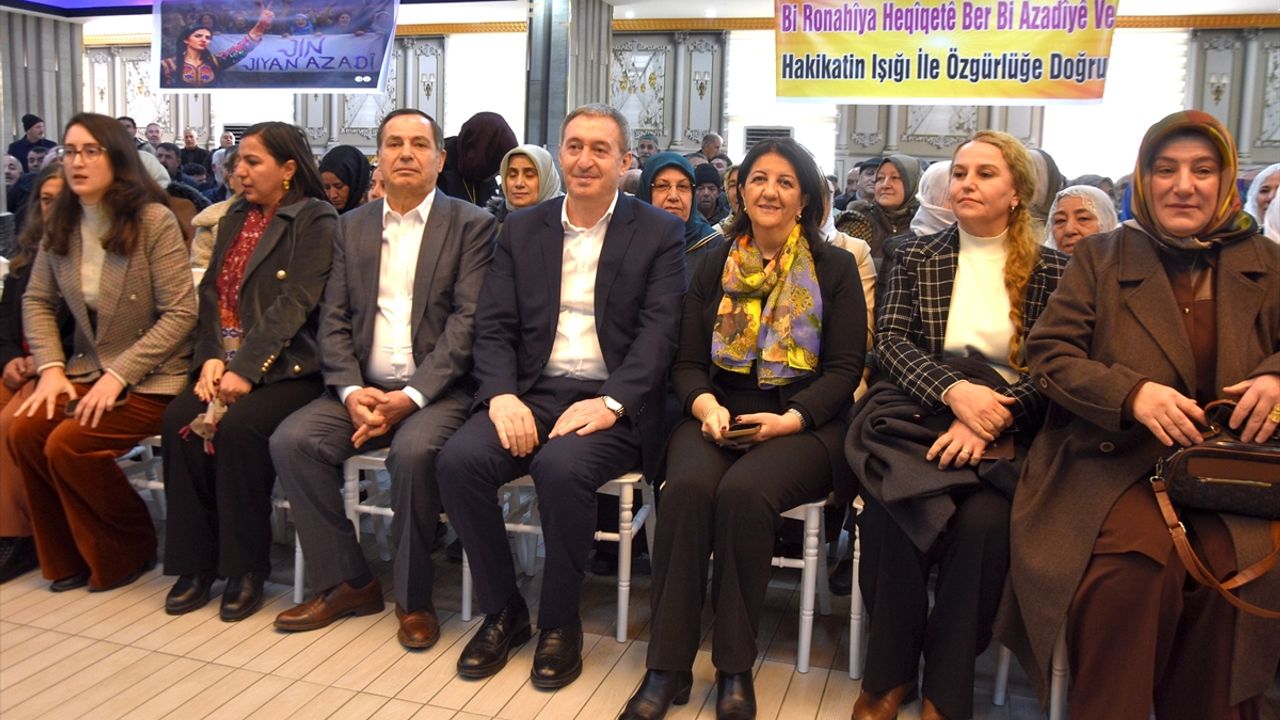 DEM Parti Eş Genel Başkanı Bakırhan, Bitlis'te 'halk buluşması'nda konuştu: