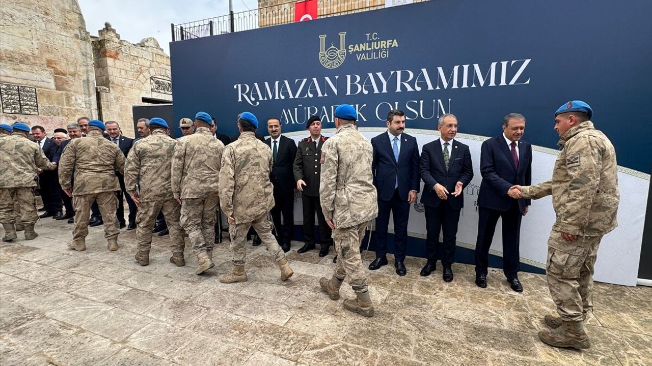 Gaziantep, Şanlıurfa ve Kilis'te bayramlaşma programı gerçekleştirildi