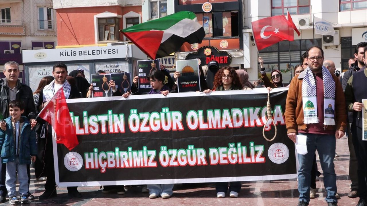 Mescid-i Aksa'nın kapalı tutulması ve İsrail'in çıkardığı idam yasası Kilis'te protesto edildi