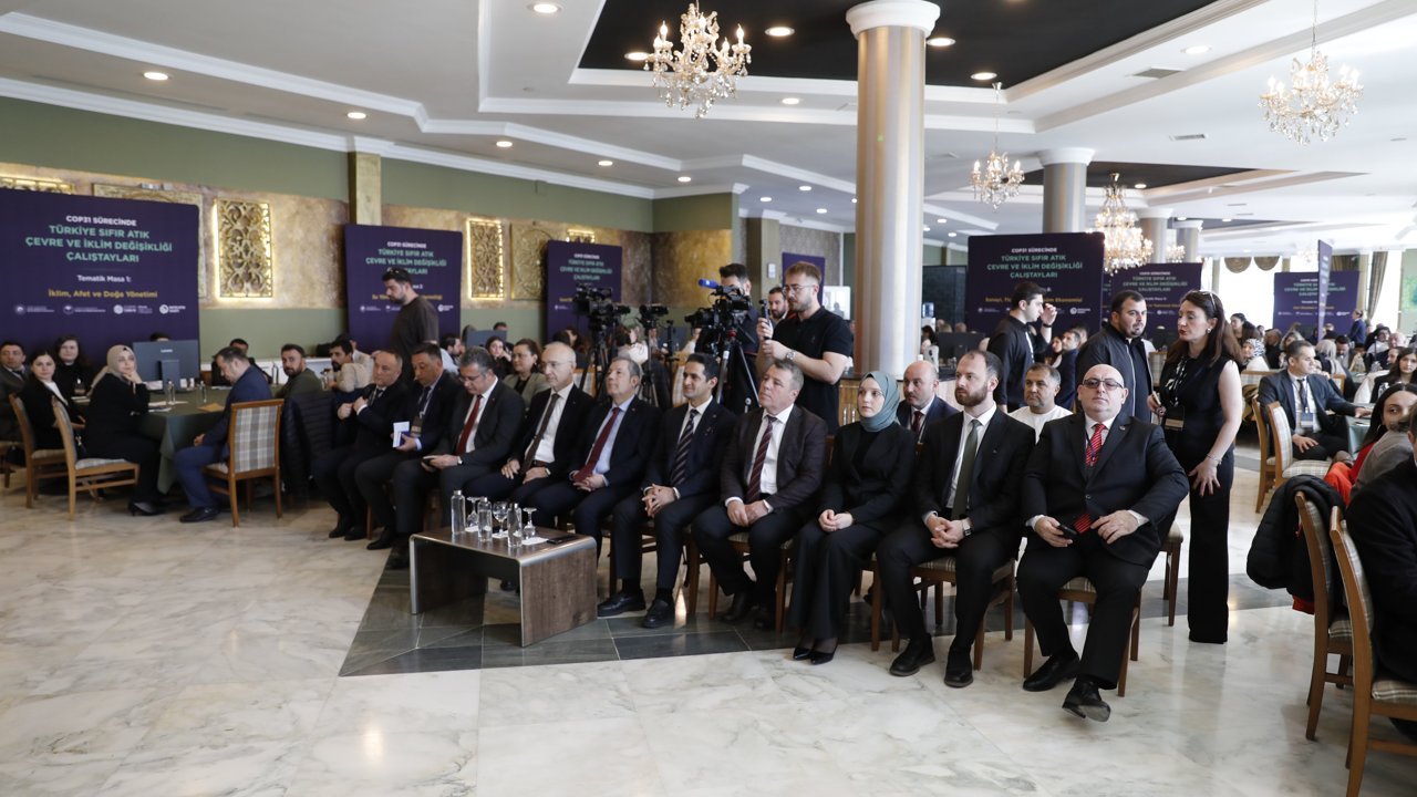 Samsun Sıfır Atık Çalıştayı 'Yerelden ulusala israf ve atık' temasıyla yapıldı