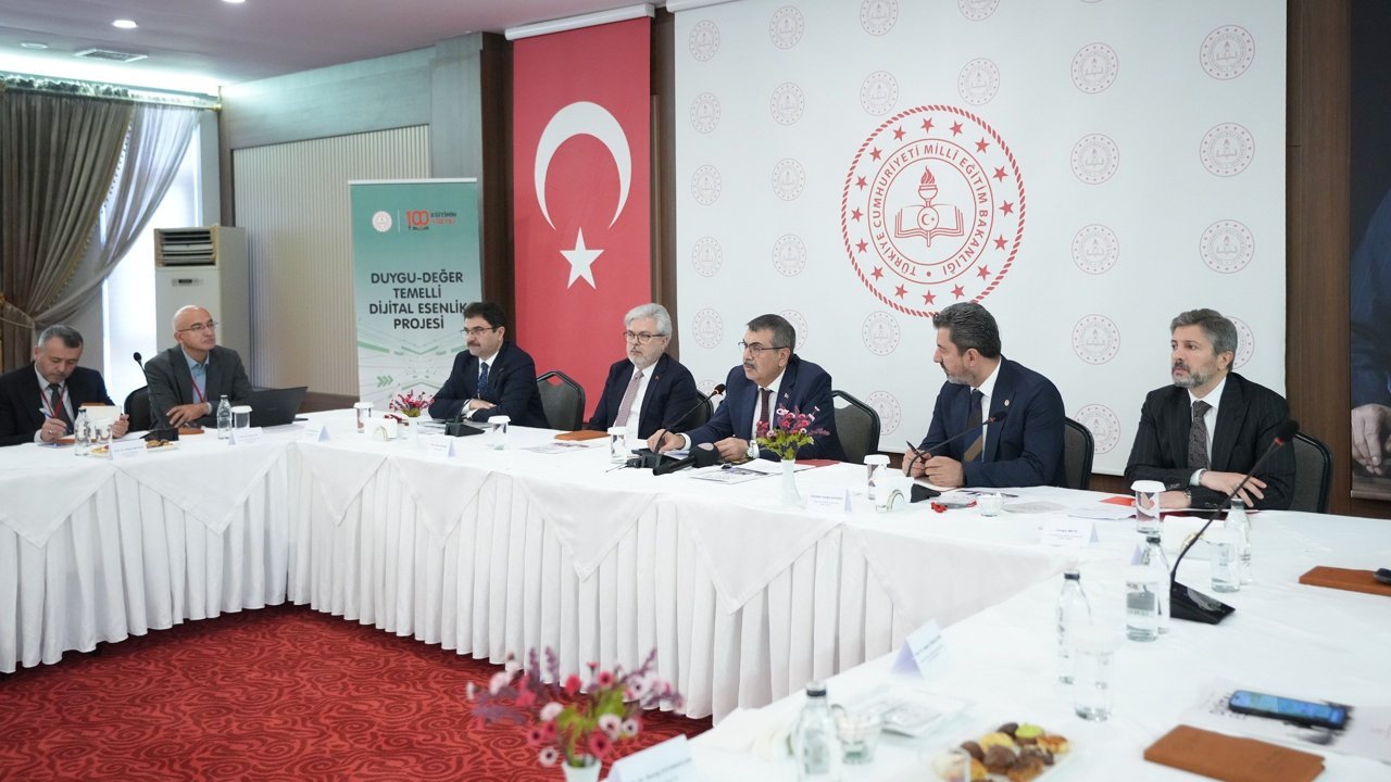 Bakan Tekin, 'Duygu Değer Temelli Esenlik Projesi'nin çalıştayında konuştu: