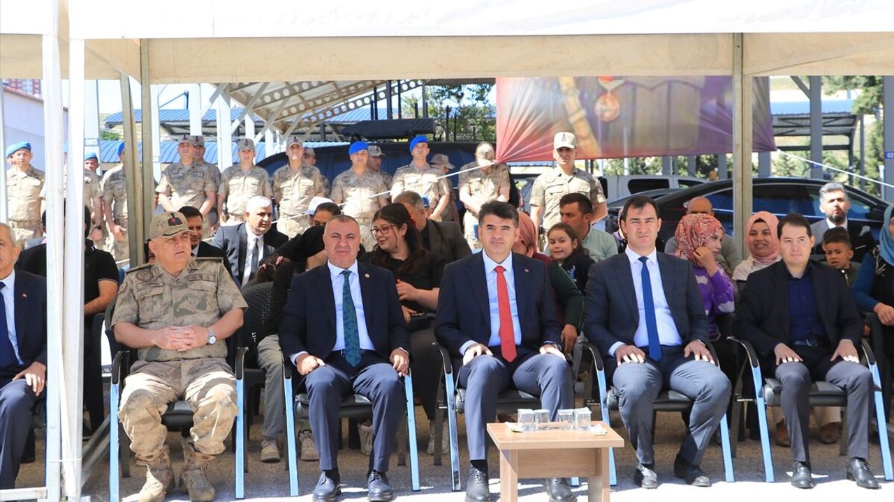 Kilis'te engelli gençler temsili askerlik yaptı