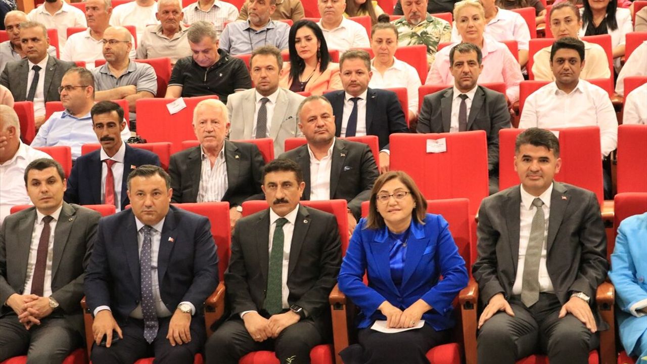 Kilis'te 'Türkiye'nin Demokrasi Zaferi' konulu konferans düzenlendi