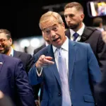 Reform UK’de 500 Bin Sterlinlik Bağış Krizi: İki Yetkili Görevden Ayrıldı