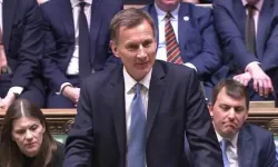İngiltere Maliye Bakanı Hunt yeni bütçeyi açıkladı