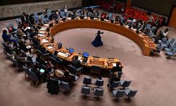 BM Güvenlik Konseyi'nin kabul ettiği Gazze'de acil ateşkes öngören karar tasarısı İsrail için bağlayıcı mı?