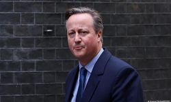 İngiltere Dışişleri Bakanı Cameron, ülkesinin İsrail'e desteğinin koşulsuz olmadığını belirtti