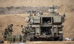 Hizbullah Hareketi, İsrail'in kuzeyindeki askeri üssüne onlarca katyuşa füzesi fırlattı