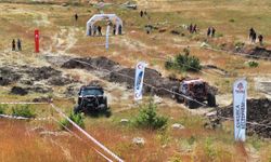 Çukurca'da off-road gösterisi yapıldı