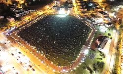 Kayseri'de Çekya-Türkiye maçı, kurulan dev ekrandan izlendi