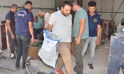 Kahramanmaraş'taki depremlerde enkazdan çıkarılan çelik kasalar açıldı