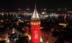 İstanbul'da tarihi mekanlara "30 Ağustos Zafer Bayramı" ışıklandırması