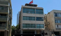 Milli yas nedeniyle Türkiye'nin Tel Aviv Büyükelçiliği ve Kudüs Başkonsolosluğunda bayraklar yarıya indirildi