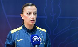 Pelin Çelik, görevlerini layıkıyla yapmaya çalışıyor