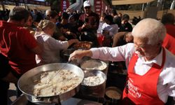 Edirne'deki festivalde meşhur tava ciğerini tatmak isteyenler kuyruk oluşturdu