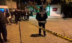 İzmir Seferihisar'da polis ekibine silahlı saldırı